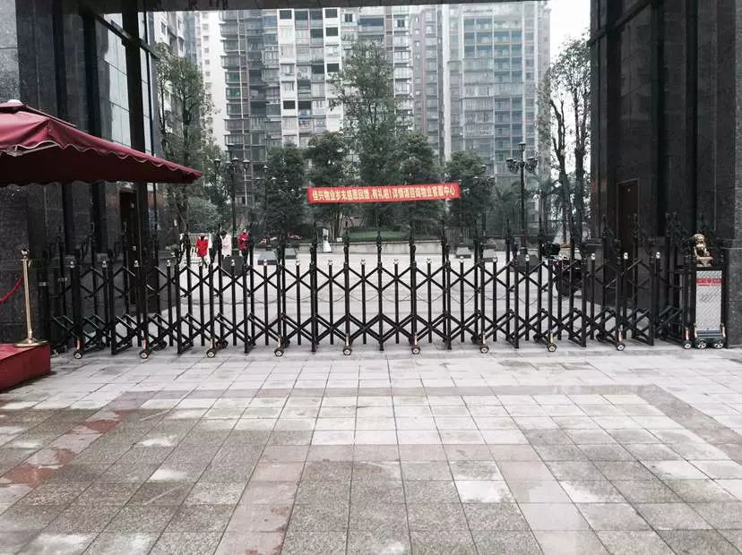 兴城市兴城市广西桂林市伸缩门